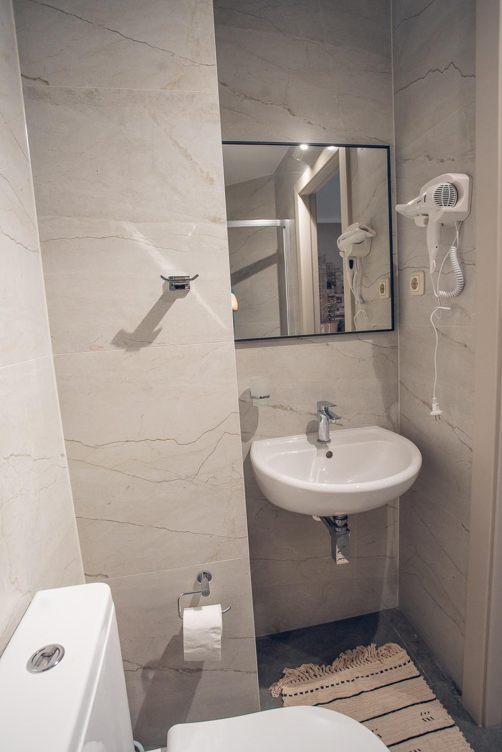Apart4You Hotel キシナウ エクステリア 写真