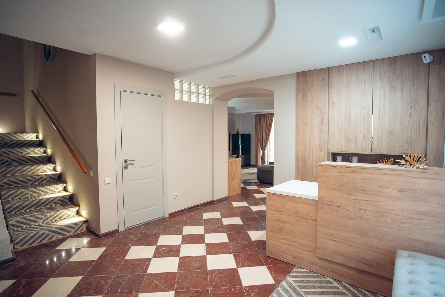 Apart4You Hotel キシナウ エクステリア 写真